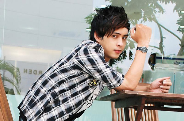 Hồ quang Hiếu